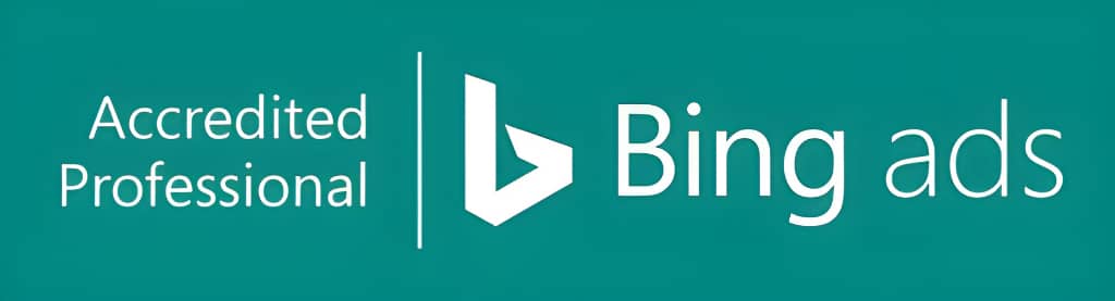 Türkisfarbenes Banner mit weißem Logo und dem Schriftzug 'Accredited Professional | Bing ads' als Hinweis auf zertifizierte Anzeigenkompetenz.
